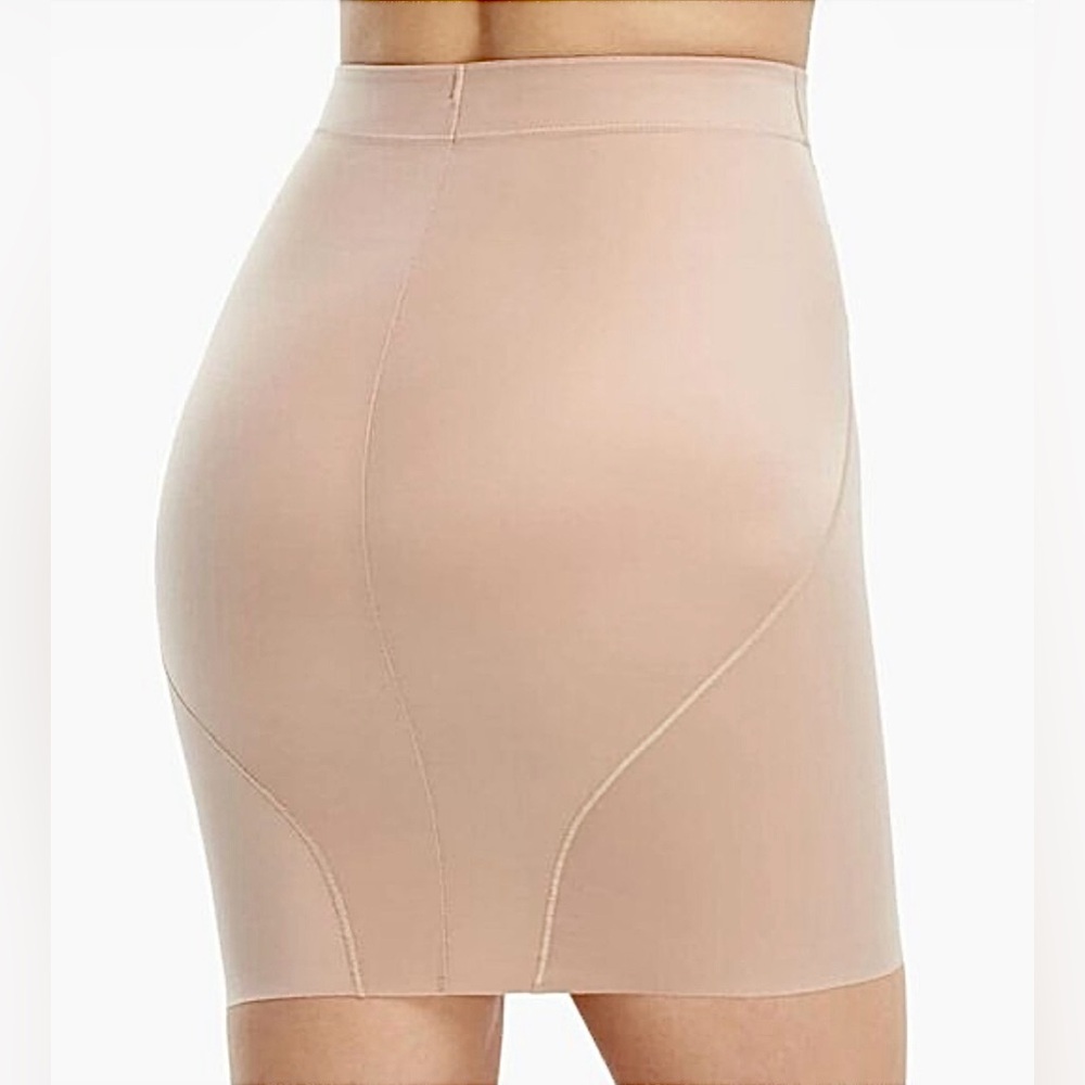 SPANX Shapewear Sculpting Half Slip Skirt Womens Size XL In Nude - Picture 2 of 7
